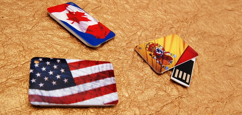 Wallet Card Mini Spin | CustomUSB Business Card Flash Drive 2